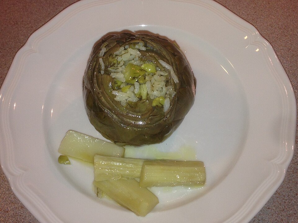 Zeytinyağlı Enginar Dolma